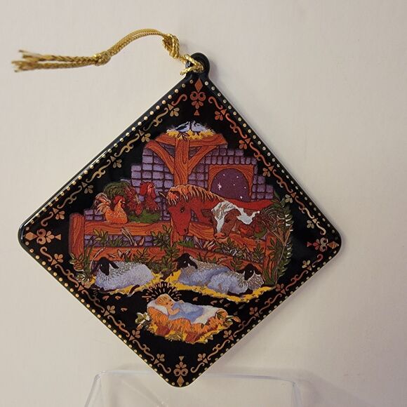 Hallmark Keepsake Porcelain Ornament 1995 Away In A Manger NIB - Picture 5 of 5